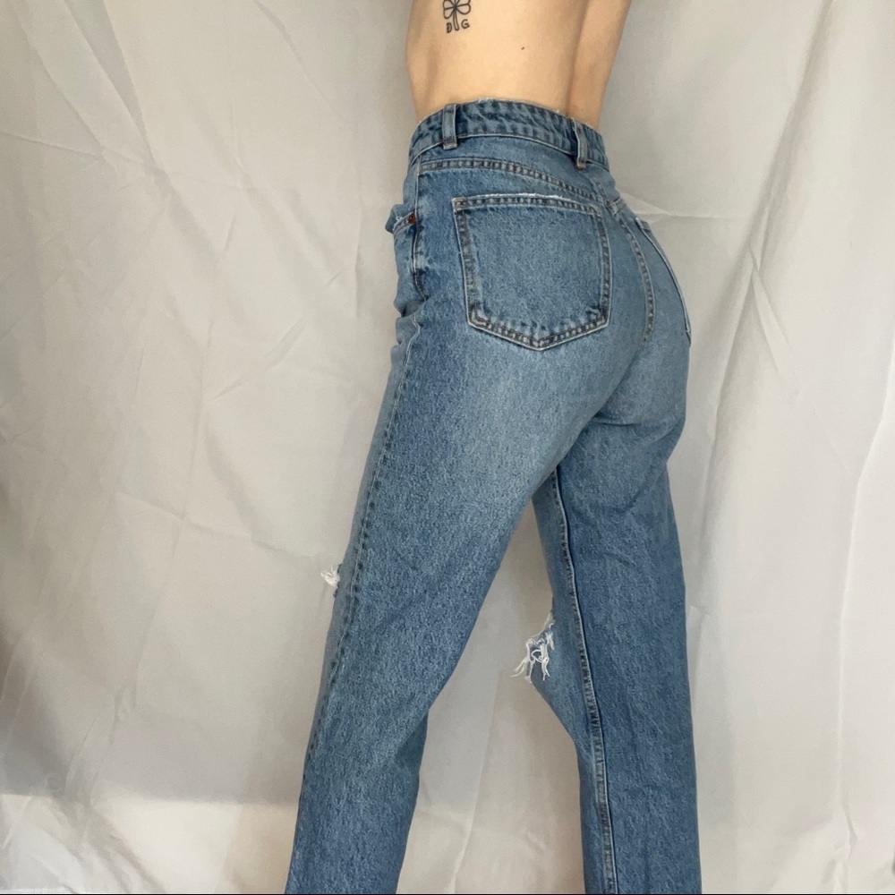 Zara Ripped Mom Jean’s - Picture 3 of 6